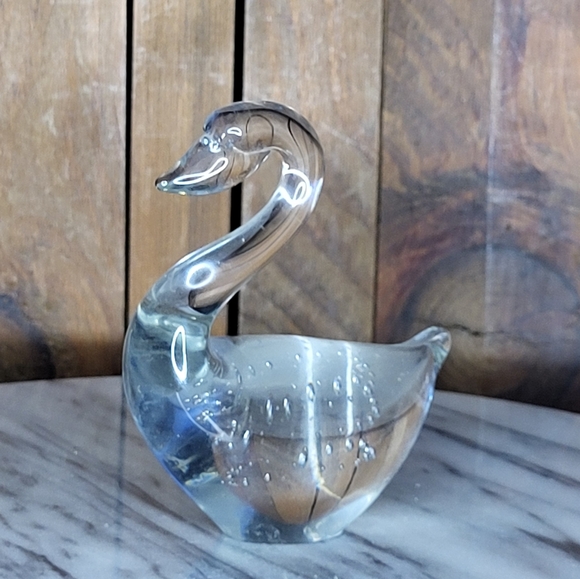 Art Glass Swan - Picture 7 of 13